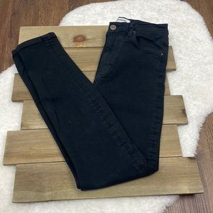 Reformation Women's Skinny Jeans in Black
